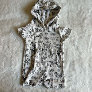 Kate Quinn Short Sleeve Hooded Kanga Shortie 0-3 Months Black Cow Pasture